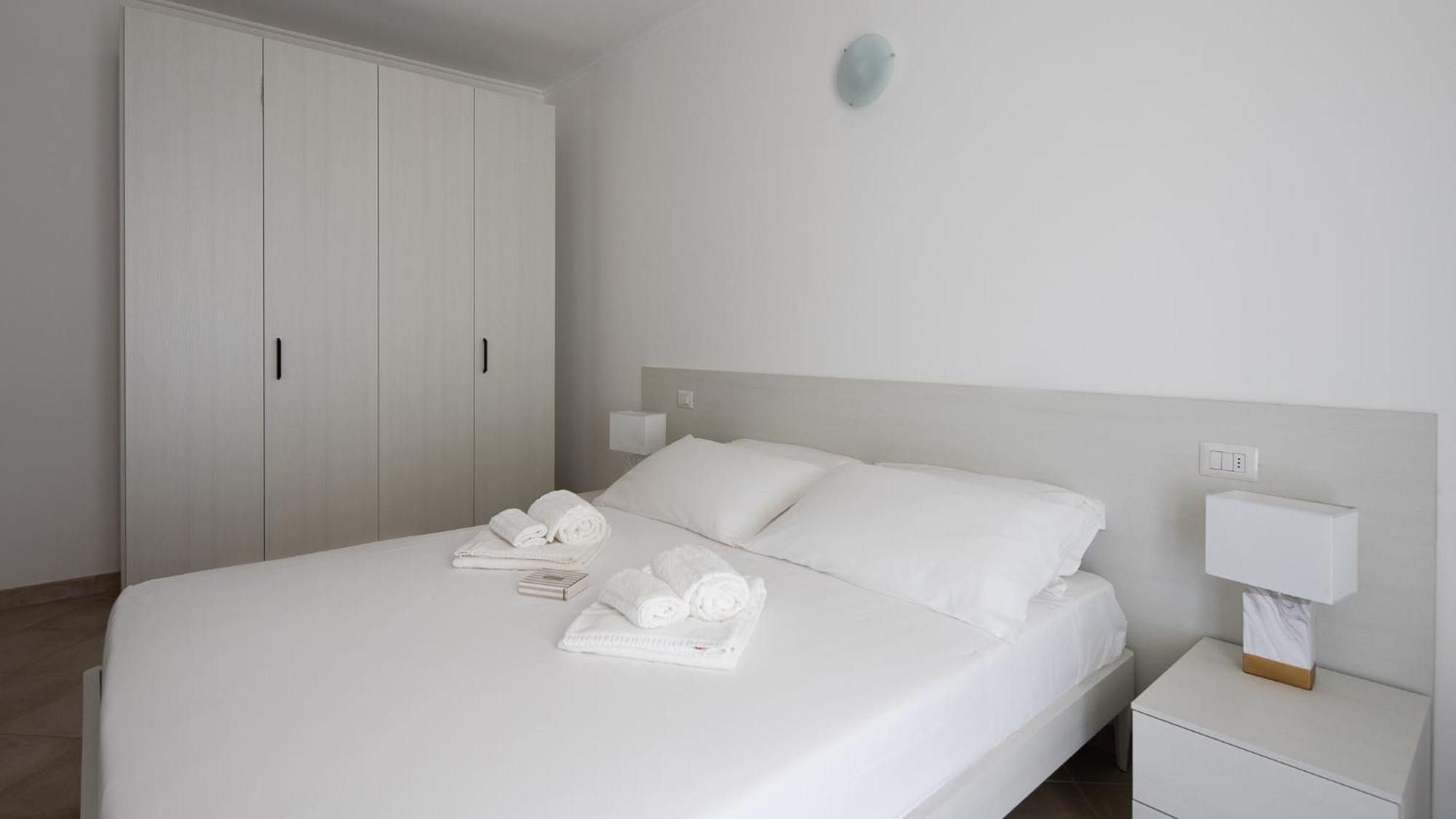 Welcomely - Xenia Boutique House Olbia Luaran gambar