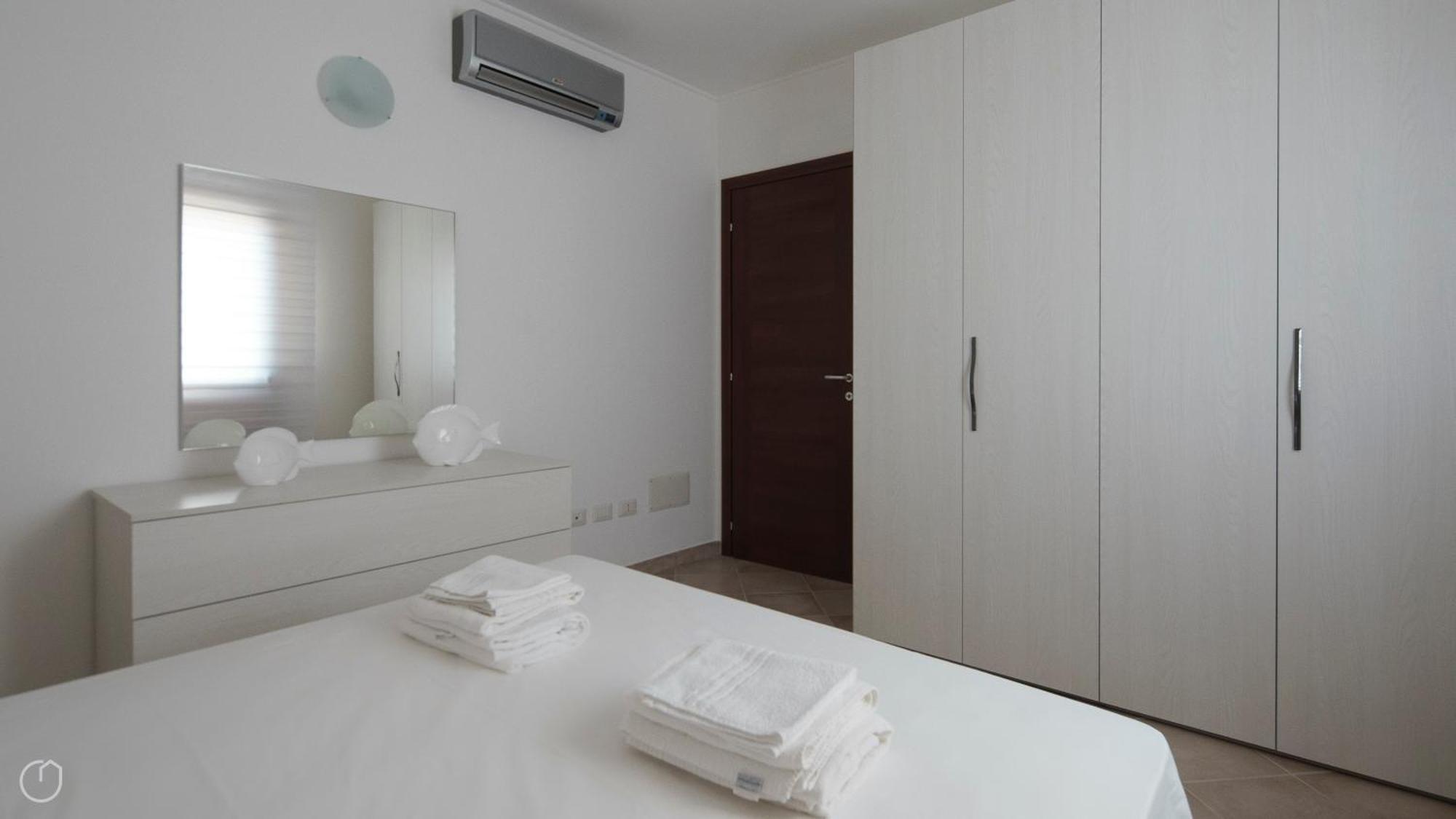 Welcomely - Xenia Boutique House Olbia Luaran gambar