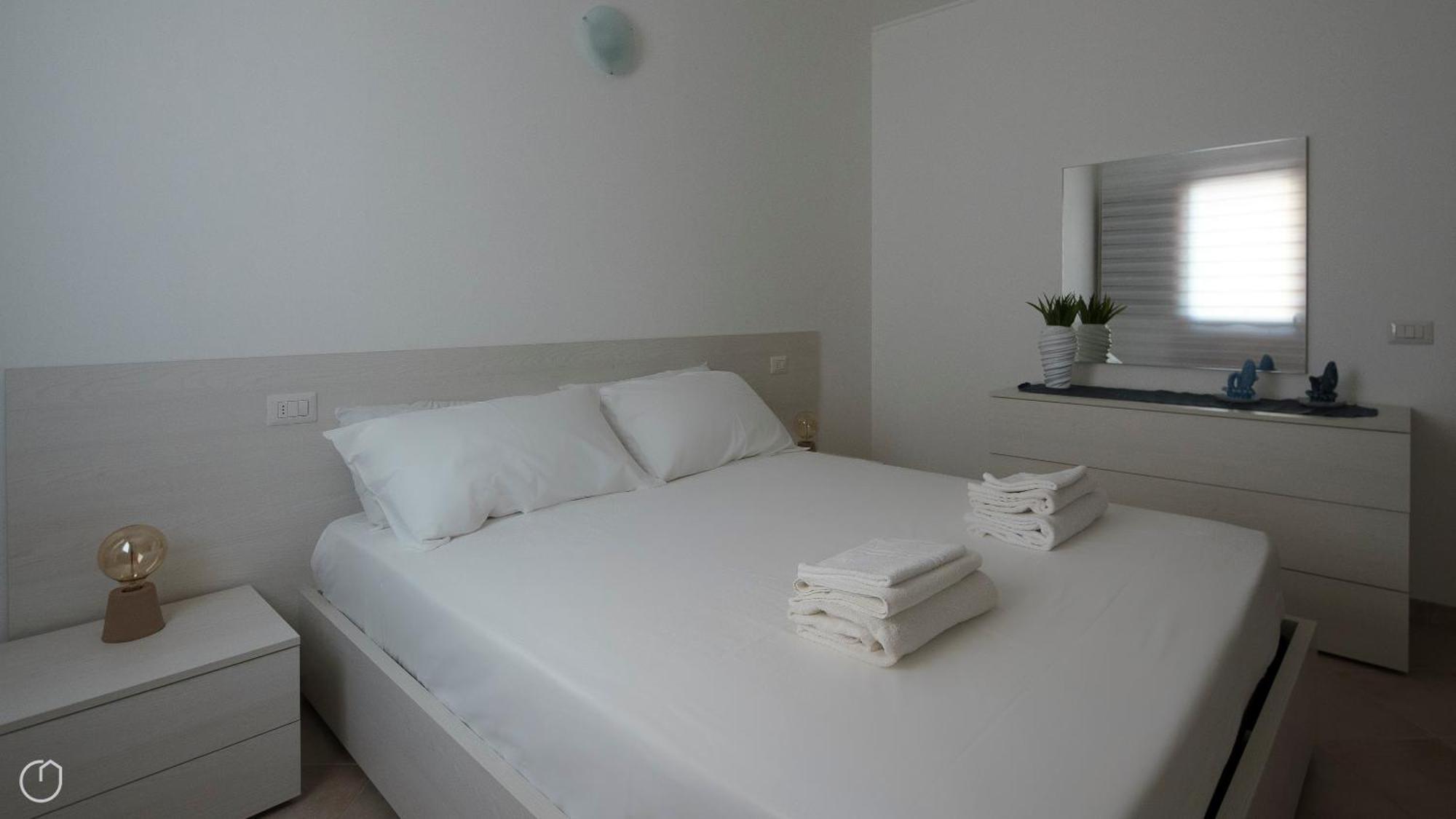 Welcomely - Xenia Boutique House Olbia Luaran gambar
