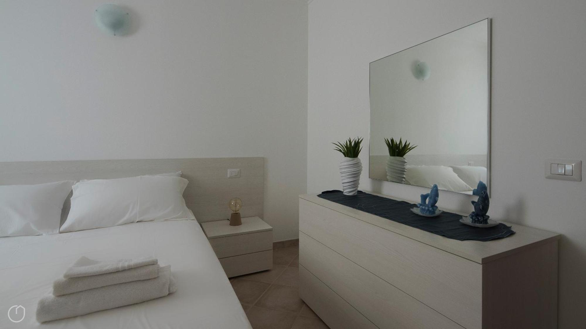 Welcomely - Xenia Boutique House Olbia Luaran gambar